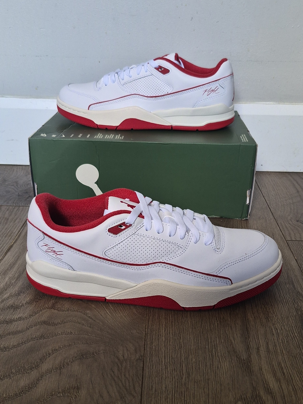 Nike Jordan Flight White & Red Low-Top Casual Sneakers